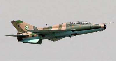 "Все вокруг рушится": истребитель ВВС Нигерии по ошибке уничтожил 20 офицеров правительственных сил