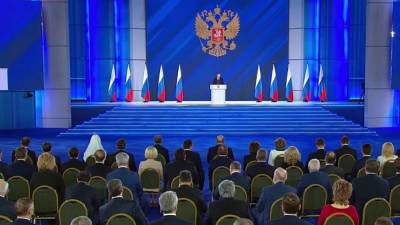 Споры вокруг послания Путина: России нужно очиститься от...