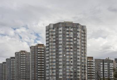 Квартиры на первичном рынке Петербурга стали дороже почти на треть