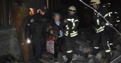 В Одессе в жилом доме взорвался газ, из-под завалов достали двух человек