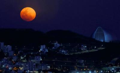 Суперлуние, наступившее 27 апреля, усилит действие Луны и заставит думать о дороге – Учительская газета