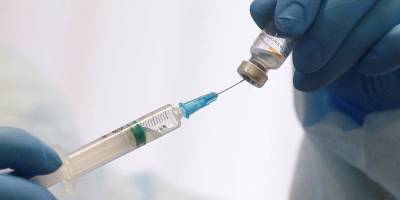 В Украине две дозы вакцины от коронавируса получили уже девять человек