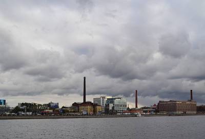 Холод, облака, осадки: погода 27 апреля продолжает испытывать петербуржцев