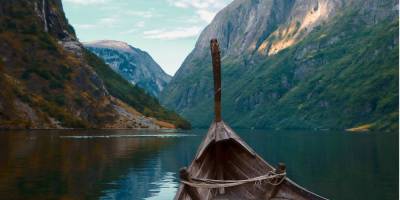 Предки викингов. В Норвегии нашли одно из древнейших изображений лодки в истории человечества