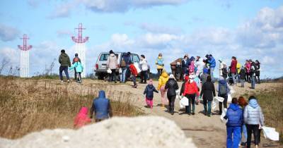 Берег Калининградского залива очистили от мусора в рамках акции «Вода России» (фоторепортаж)