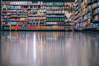 В сети сравнили цены в супермаркетах Москвы и Киева
