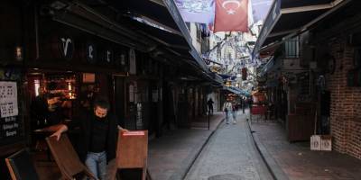 Комендантский час в Турции: власти рассказали о правилах для туристов