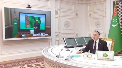 Чиновники доложили Бердымухамедову о подготовке к праздникам и строительстве парка «Ташкент»