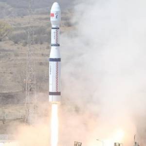 КНР запустил на орбиту девять коммерческих спутников