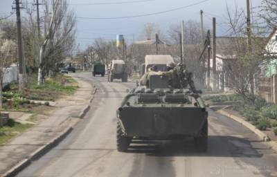Много военной техники замечено на улицах Одессы: кадры и детали происходящего