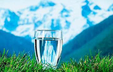 Ученые выяснили, какую воду пить полезнее всего