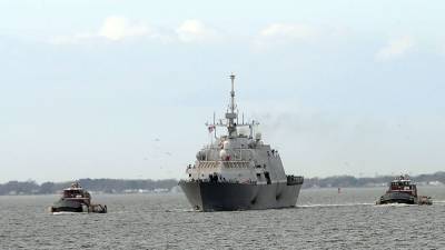 В WSJ рассказали о конфликте американских и иранских кораблей в Персидском заливе