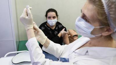 Голикова назвала срок появления коллективного иммунитета к COVID-19 в России