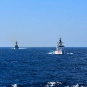 США перебросили в Черное море патрульный катер