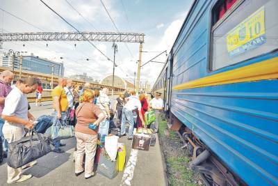 Каждый четвертый украинец хочет уехать из страны