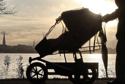 В Чебоксарах бомжа приговорили к трудотерапии за кражу детской коляски