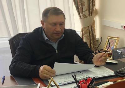 Депутат «Единой России» Сергей Яхнюк провел прием жителей Ленобласти