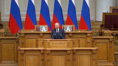 Путин высказался о реализации послания Федеральному собранию