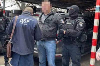 В Киеве замначальника райуправления полиции погорел на взятке