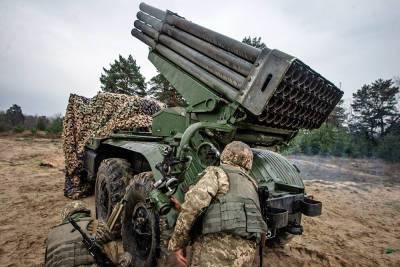 В Раде предложили нацелить украинские ракеты на ядерные объекты в России