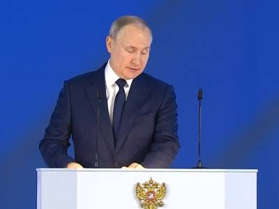 Путин призвал парламентариев не обещать избирателям невозможного, чтобы «не раскачивать» систему изнутри
