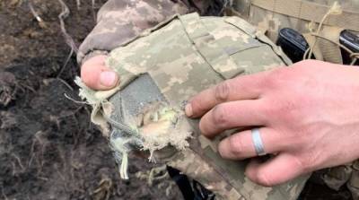 На Донбассе подорвалась машина с военными, есть погибшие и раненые