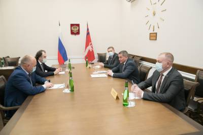 Андрей Бочаров провел рабочую встречу с членами Совфеда РФ