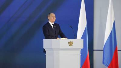 Путин призвал парламентариев не повторять ошибки выборов 90-х
