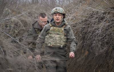 Зеленский об отводе войск России: армия должна быть готова к их возвращению