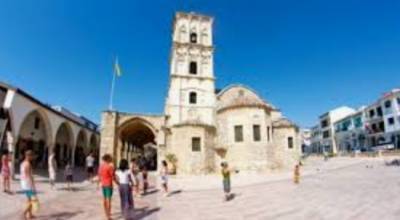 Кипр с 10 мая разрешает въезд без ограничений для туристов, вакцинированных от COVID-19