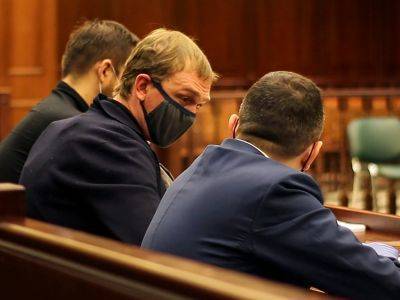 Обвинение запросило от 7 до 16 лет для полицейских сфабриковавших дело на Ивана Голунова