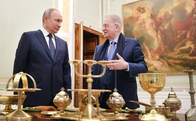 Путин передал на хранение в Эрмитаж уникальные экспонаты