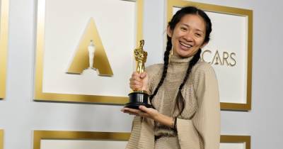 "Оскар-2021": в Китае запретили писать о победе режиссера Хлои Чжао