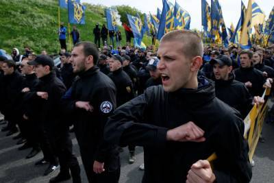 Украинские фашисты пройдут по Киеву маршем