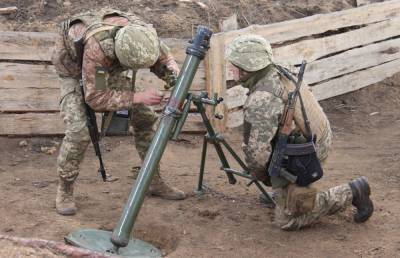 Украинские боевики продолжают обстреливать ДНР из минометов и гранатометов