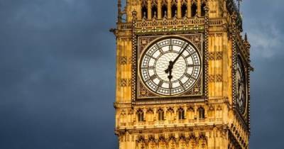 Знаменитые лондонские часы Биг-Бен снова будут бить каждый час с начала следующего года (фото)
