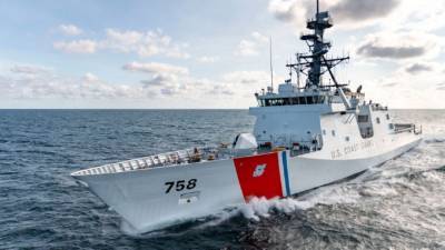 В Черное море зашел военный катер США Hamilton – Россия отправила туда свою "Москву"