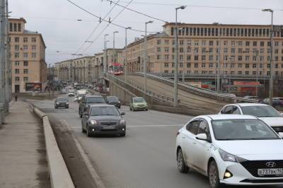 В Петербурге с 29 апреля по 9 мая будет перекрыт ряд дорог