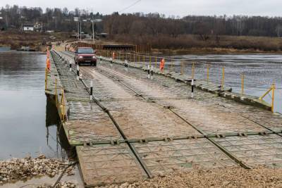 В Архангельске возобновила работу понтонно-мостовая переправа через Кузнечиху
