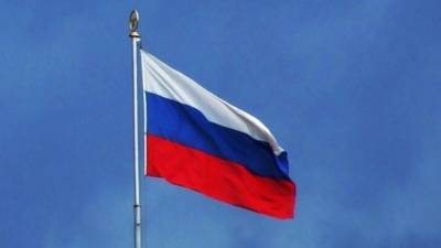 Неэлегантно снятый флаг РФ заставил поляков извиниться перед российской шашисткой