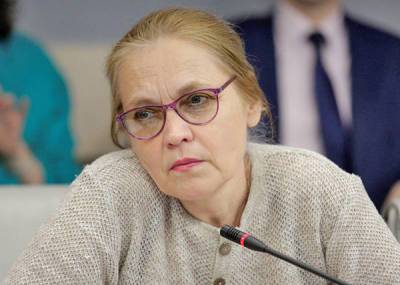 СМИ: бывшая коммунистка Елена Шувалова объединится на выборах с Максимом Шевченко