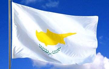 Кипр незаконно раздал 3500 «золотых паспортов»