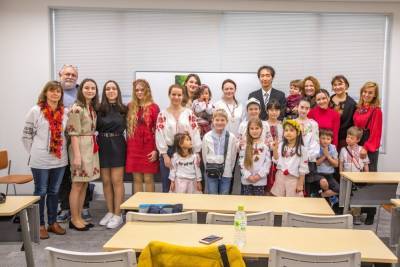 Вышиванка объединяет: как в Токио популяризируют украинскую культуру