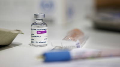 Южная Корея начала вакцинировать AstraZeneca военных старше 30 лет