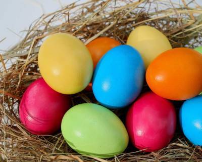 Пищевой химик Сергей Белков рассказал об опасном способе покраски яиц на Пасху