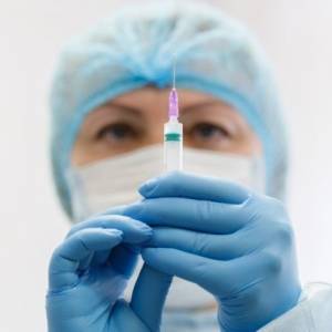 В Канаде зафиксирован первый смертельный случай после прививки AstraZeneca