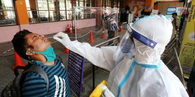 27 апреля Индия установила новые суточные антирекорды - 362 757 выявленных случаев коронавируса и 3293 умерших. - ТЕЛЕГРАФ