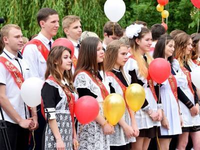 Последние звонки в школах Челябинска пройдут раньше обычного