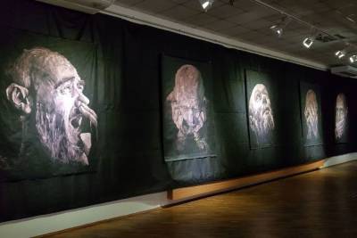 В Краснодарском краевом выставочном зале изобразительных искусств можно увидеть проект Alter ego Галины Хайлу