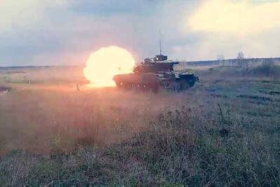 «Шило на мыло»: модернизированные танки «Булат» не смогли превзойти Т-72Б3